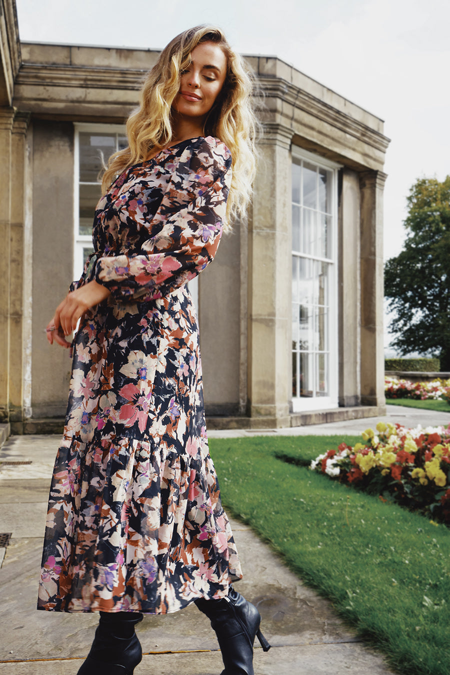 Ivy Brown Floral Print Midi Dress Ivy Brown Floral Print Midi Dress