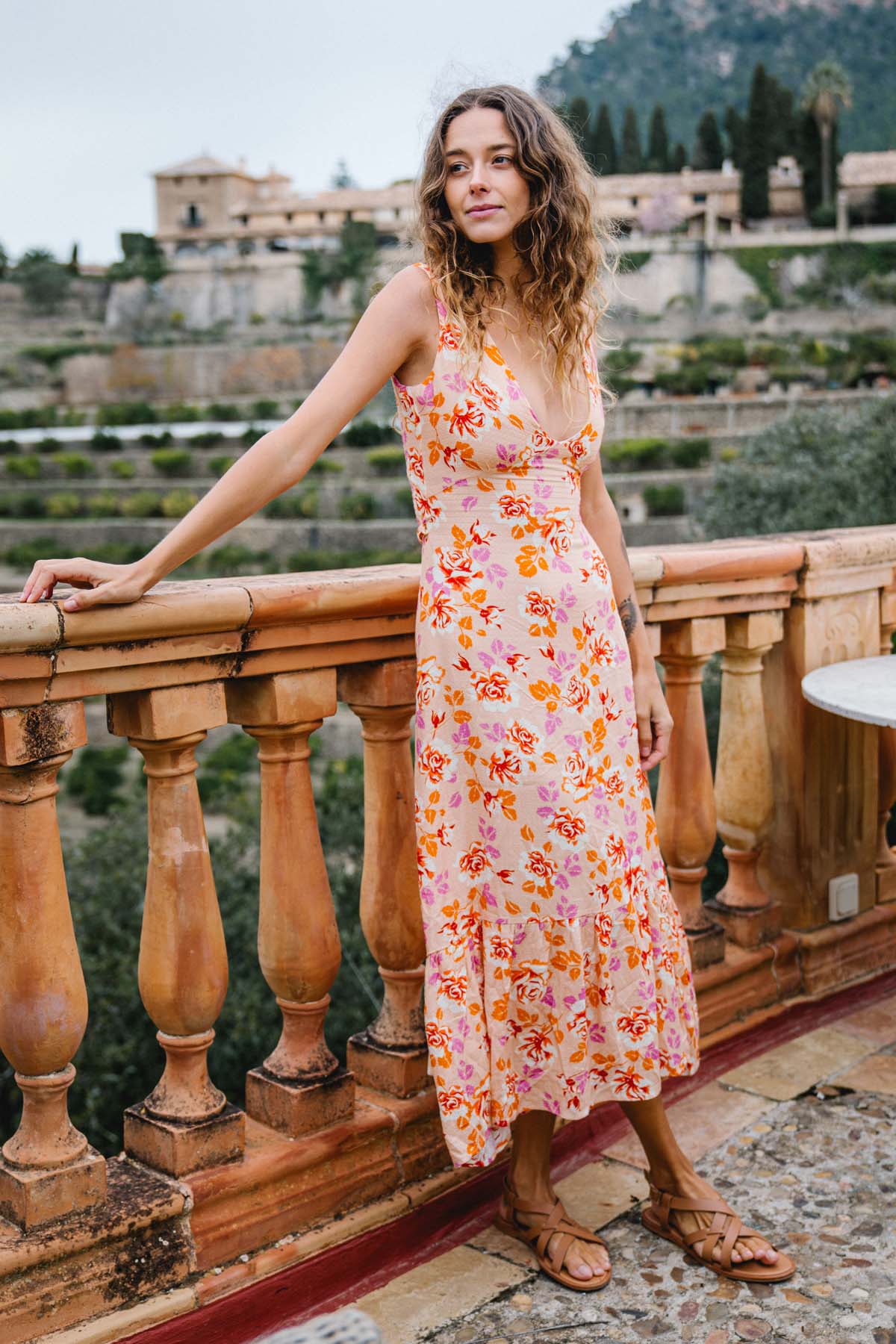 Serena Floral Sleeveless Midi Dress